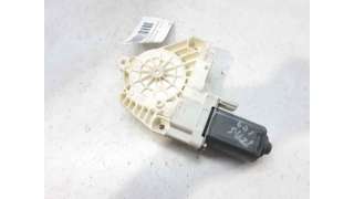 MOTOR ELEVALUNAS TRASERO DERECHO LAND ROVER DISCOVERY III (2004-2009) 2.7 TD 4X4 190CV 2720CC - L.7055716 / CVR000010