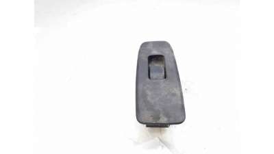 MANDO ELEVALUNAS TRASERO IZQUIERDO MITSUBISHI MONTERO III (2000-2007) 3.5 203CV 3497CC - L.7096063 / 8608A007