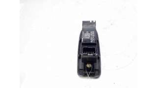 MANDO ELEVALUNAS TRASERO IZQUIERDO MITSUBISHI MONTERO III (2000-2007) 3.5 203CV 3497CC - L.7096063 / 8608A007
