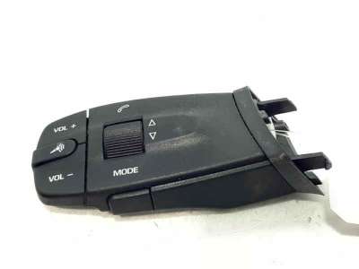 MANDO MULTIFUNCION SEAT IBIZA III (2006-2009) 1.6 16V 105CV 1598CC - L.7110707 / 6J0959441R