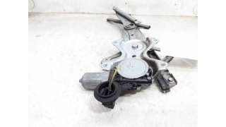 ELEVALUNAS DELANTERO DERECHO TOYOTA COROLLA SEDÁN (2006-2014) 2.0 D-4D (ADE150) 126CV 1998CC - L.7120079 / 6980112220