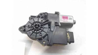 MOTOR ELEVALUNAS DELANTERO DERECHO KIA SPORTAGE VAN (2015-) - L.7136491 / 82460F1020