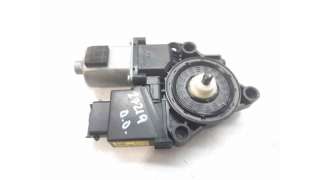 MOTOR ELEVALUNAS DELANTERO DERECHO KIA SPORTAGE VAN (2015-) - L.7136491 / 82460F1020