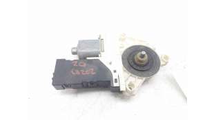 MOTOR ELEVALUNAS DELANTERO IZQUIERDO PEUGEOT 407 (2004-2005) 2.0 136CV 1997CC - L.7158100 / 0130822200