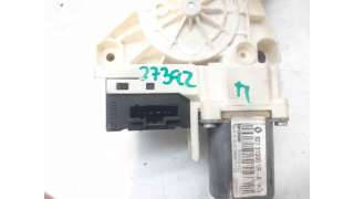 ELEVALUNAS TRASERO IZQUIERDO RENAULT LAGUNA III (2007-2015) 1.5 DCI (BT00, BT0A, BT0T, BT1J) 110CV 1461CC - L.7188521 / 827