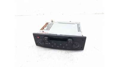 SISTEMA AUDIO / RADIO CD RENAULT MEGANE II (2002-2008) 1.9 DCI (BM0G, CM0G) 120CV 1870CC - L.7191202 / 8200256140