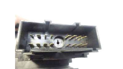 MANDO LUCES FORD FOCUS BERLINA  - M.532579 / 4M5T13A024LA