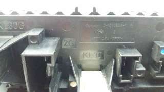 CAJA RELES / FUSIBLES MERCEDES-BENZ CLASE C T-MODEL (2007-2008) C 220 CDI (204.208) 170CV 2148CC - L.7239210 / 2049006401