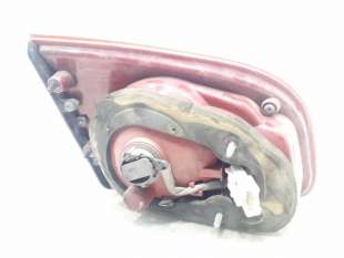 PILOTO TRASERO DERECHO INTERIOR HYUNDAI SANTA FÉ II (2006-2009) 2.2 CRDI GLS 150CV 2188CC - L.7244466 / 924062B000 2