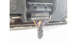PILOTO TRASERO DERECHO FORD MONDEO I (1993-1996) 2.0 I 16V 136CV 1988CC - L.7308737 / 93BG13N004