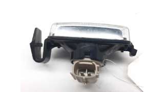 PILOTO MATRICULA TOYOTA HILUX VII PICK-UP (2005-2015) 2.5 D 4WD (KUN25) 102CV 2494CC - L.7325578 / 812700K080