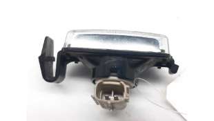 PILOTO MATRICULA TOYOTA HILUX VII PICK-UP (2005-2015) 2.5 D 4WD (KUN25) 102CV 2494CC - L.7325583 / 812700K080 2