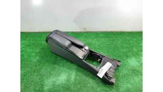 APOYABRAZOS CENTRAL MERCEDES-BENZ CLASE C T-MODEL (2007-2008) C 220 CDI (204.208) 170CV 2148CC - L.7328291 / A2046800150