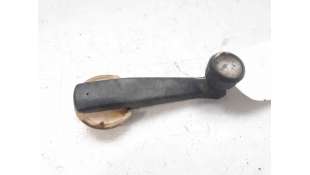 MANETA ELEVALUNAS TRASERA IZQUIERDA OTROS VEHICULOS - L.7332427 / 18945