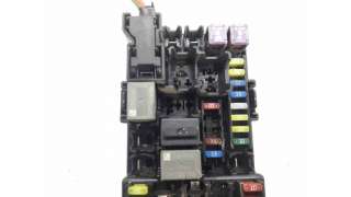 CAJA RELES / FUSIBLES OPEL CORSA E (2014-) 1.3 CDTI (08, 68) 75CV 1248CC - L.7352558 / 2B0Z4010F