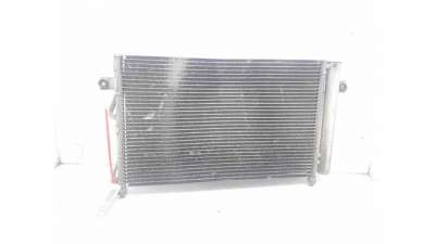 CONDENSADOR / RADIADOR  AIRE ACONDICIONADO HYUNDAI GETZ (2002-2005) 1.1 63CV 1086CC - L.7381480 / 976061C200