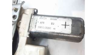 ELEVALUNAS DELANTERO DERECHO TOYOTA AVENSIS SEDÁN (2003-2008) 2.0 D-4D (CDT250) 116CV 1995CC - L.7384758 / 6981005050