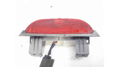 LUZ CENTRAL DE FRENO KIA CARNIVAL II (2001-2006) 2.9 CRDI 144CV 2902CC - L.7394127 / 0K56A51580