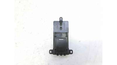 MANDO ELEVALUNAS TRASERO DERECHO HONDA HR-V (2015-) 1.6 I-DTEC (RU8) 120CV 1597CC - L.7405887 / 35770T7SG01