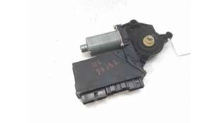 MOTOR ELEVALUNAS TRASERO DERECHO AUDI A4 (2000-2004) 2.0 130CV 1984CC - L.7406735 / 8E0959802E 2