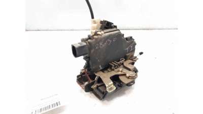 CERRADURA PUERTA TRASERA IZQUIERDA VOLKSWAGEN BORA (1998-2001) 1.9 TDI 110CV 1896CC - L.7413383 / 3B4839015AL