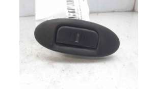 MANETA EXTERIOR PORTON RENAULT MEGANE I CLASSIC (1999-2003) 1.4 16V (LA0D, LA1H, LA0W, LA10) 95CV 1390CC - L.7415839 / 7700