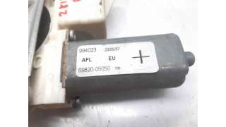 ELEVALUNAS DELANTERO IZQUIERDO TOYOTA AVENSIS RANCHERA FAMILIAR (2005-2008) 2.2 D-4D (ADT251) 150CV 2231CC - L.7420807 / 69