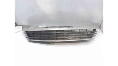 REJILLA DELANTERA RENAULT LAGUNA II (2001-2007) 1.9 DCI (BG08, BG0G) 120CV 1870CC - L.7434326 / 8200012581