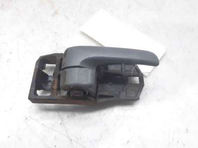 MANETA INTERIOR TRASERA DERECHA TOYOTA RAV 4 II (2001-2005) 2.0 D 4WD (CLA20, CLA21) 116CV 1995CC - L.7435094 / 6920530150B