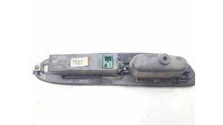 MANDO ELEVALUNAS DELANTERO DERECHO MITSUBISHI COLT V (2000-2003) 1300 (CJ1A) 82CV 1299CC - L.7453774 / MR287428