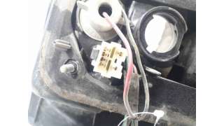PILOTO TRASERO DERECHO MITSUBISHI COLT V (2000-2003) 1300 (CJ1A) 82CV 1299CC - L.7453804 / MR221880