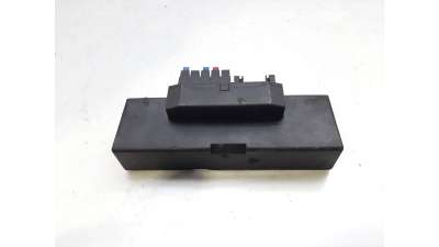 CAJA RELES / FUSIBLES MERCEDES-BENZ CLASE E (1995-1997) E 300 D (210.020) 136CV 2996CC - L.7460090 / 2105450232