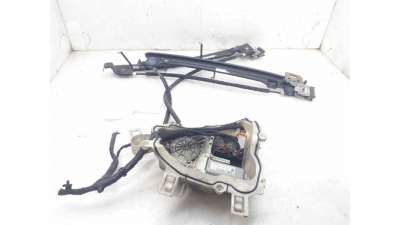 ELEVALUNAS DELANTERO IZQUIERDO SEAT ALTEA (2010-2011) 1.6 MULTIFUEL 102CV 1595CC - L.7472105 / 5P0837461