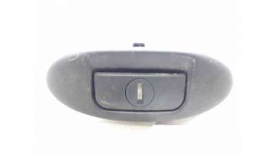 MANETA EXTERIOR PORTON RENAULT MEGANE I (1997-2001) 1.9 DTI (BA08, BA0N) 98CV 1870CC - L.7489863 / 7700430224