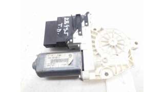 MOTOR ELEVALUNAS TRASERO DERECHO VOLKSWAGEN GOLF V (2004-2008) 1.6 102CV 1595CC - L.7499077 / 1K4839402D