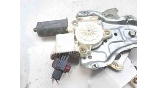 ELEVALUNAS DELANTERO DERECHO TOYOTA AVENSIS SEDÁN (2003-2008) 2.0 D-4D (CDT250) 116CV 1995CC - L.7512918 / 6981005050