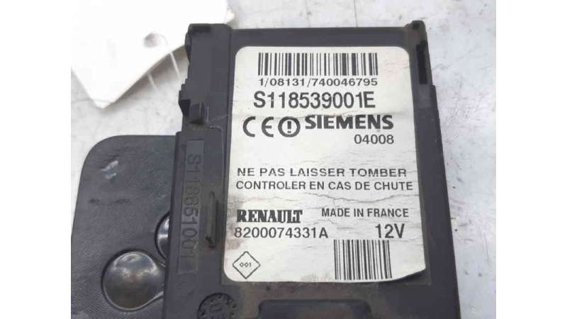 CONMUTADOR DE ARRANQUE RENAULT MEGANE II (2002-2008) 1.9 DCI (BM0G, CM0G) 120CV 1870CC - L.7522201 / 8200074331A CONMUTADOR DE ARRANQUE RENAULT MEGANE II (2002-2008) 1.9 DCI (BM0G, CM0G) 120CV 1870CC - L.7522201 / 8200074331A
