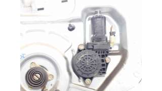 ELEVALUNAS DELANTERO IZQUIERDO HYUNDAI TUCSON (2004-2010) 2.0 CRDI 113CV 1991CC - L.7528053 / 824702E010