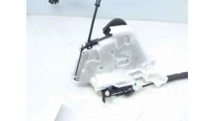 CERRADURA PUERTA DELANTERA IZQUIERDA OTROS VEHICULOS - L.7558891 / 805031423R