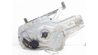 ELEVALUNAS DELANTERO DERECHO HYUNDAI ELANTRA SEDÁN (2001-2006) 2.0 CRDI 113CV 1991CC - L.7568429 / 824802D061AX