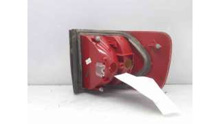 PILOTO TRASERO DERECHO AUDI 90 (1987-1991) 2.3 E 136CV 2309CC - L.7583104 / 8A0945218B