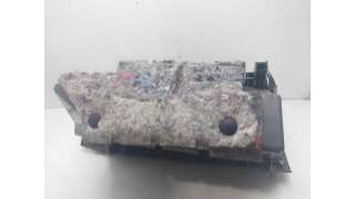 GUANTERA RENAULT CLIO III (2005-2012) 1.4 16V 98CV 1390CC - L.7601617 / 8200407712