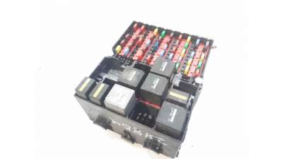 CAJA RELES / FUSIBLES FORD FIESTA V (2004-2008) 1.6 TDCI 90CV 1560CC - L.7602309 / 6S6T14401HCD