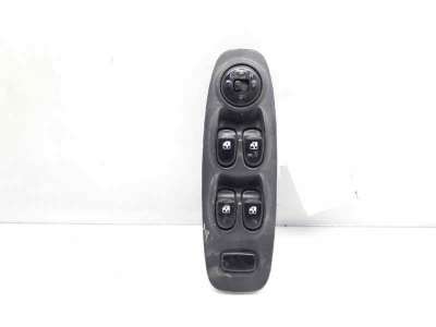 MANDO ELEVALUNAS DELANTERO IZQUIERDO HYUNDAI ACCENT II (2000-2005) 1.5 102CV 1495CC - L.7606414 / 620W10270