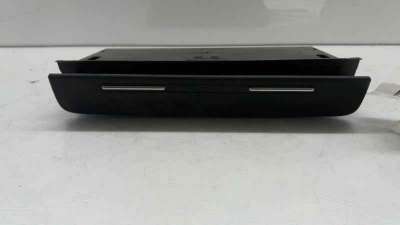 GUANTERA PEQUEÑA SEAT EXEO (2008-2013) 2.0 TDI 143CV 1968CC - L.7629405 / 8H0857058F