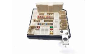 CAJA RELES / FUSIBLES RENAULT MEGANE II (2005-2009) 1.9 DCI 131CV 1870CC - L.7680136 / 8200481866
