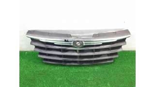 REJILLA DELANTERA CHRYSLER VOYAGER IV (2000-2008) 2.5 CRD 141CV 2499CC - L.7734316 / 04857960AA