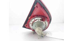 PILOTO TRASERO DERECHO INTERIOR VOLKSWAGEN GOLF V (2003-2008) 1.9 TDI 105CV 1896CC - L.7774622 / 1K6945094G 2