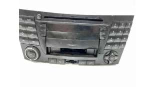 SISTEMA AUDIO / RADIO CD MERCEDES-BENZ CLASE E (2002-2008) E 200 KOMPRESSOR (211.042) 163CV 1796CC - L.7783305 / A211820097 2