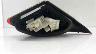 PILOTO TRASERO DERECHO INTERIOR OPEL ASTRA J (2009-2015) 1.7 CDTI (68) 125CV 1686CC - L.7787583 / 1090098 2